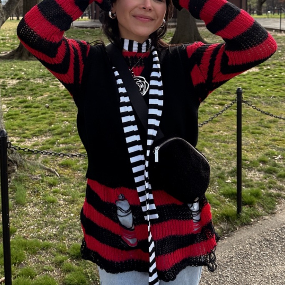 Striped Distressed Knit Sweater - Red & Black - Picture 4 of 4